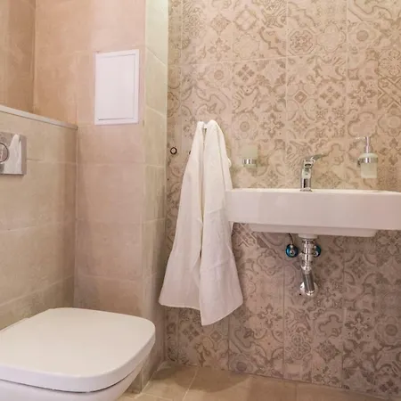 Salia Apartment